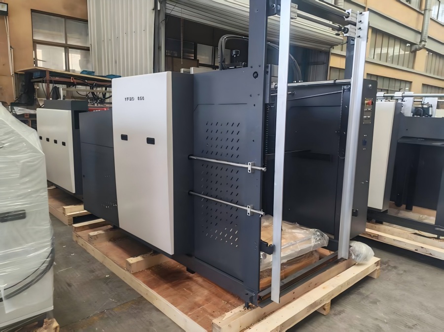 Yeni Star YFMD-850 Otomatik Yüksek Hızlı Laminasyon Makinası Tayland'a sevk edilmek üzere!